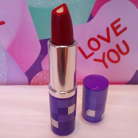 Clinique Dramatically Different Lip- 'Red Alert' - New No Box - Picture 1 of 5